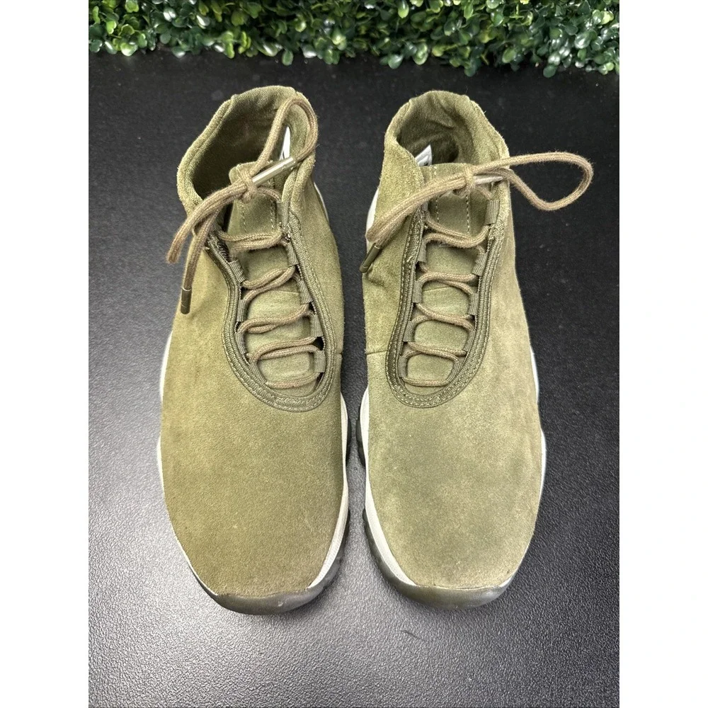 Nike Air Jordan Sneakers Mens Size 8.5 Olive Green Canvas  AR0726-300 Shoes